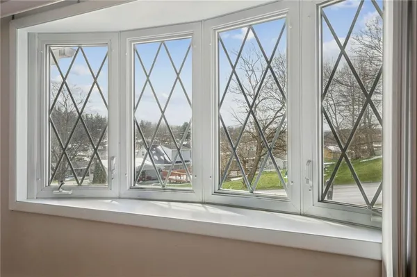 $259,900 | 6 Marilou Drive, Jeannette, PA 15644