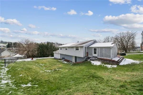 $259,900 | 6 Marilou Drive, Jeannette, PA 15644