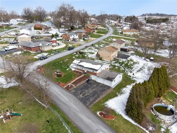 $259,900 | 6 Marilou Drive, Jeannette, PA 15644