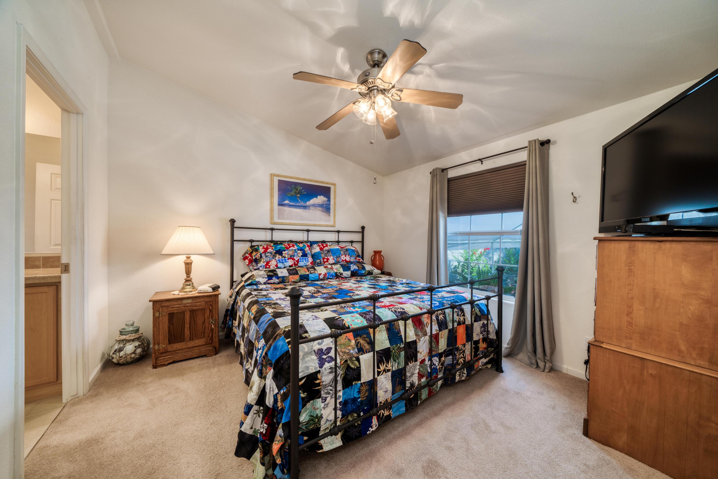 1390 Aztec Path Redding, CA 96003 - Photo 11 of 33 IMG-11