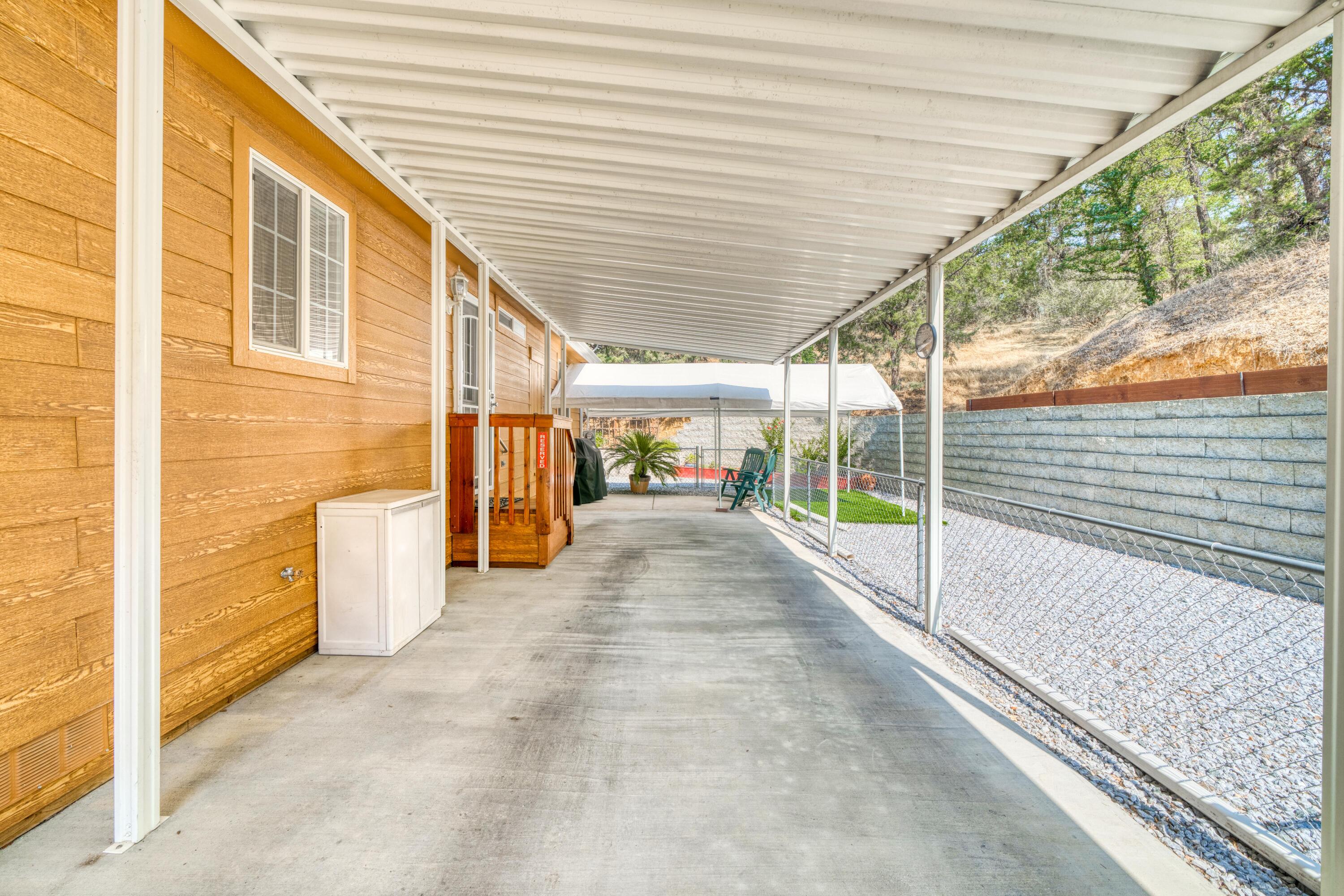 1390 Aztec Path Redding, CA 96003 - Photo 17 of 33 IMG-17