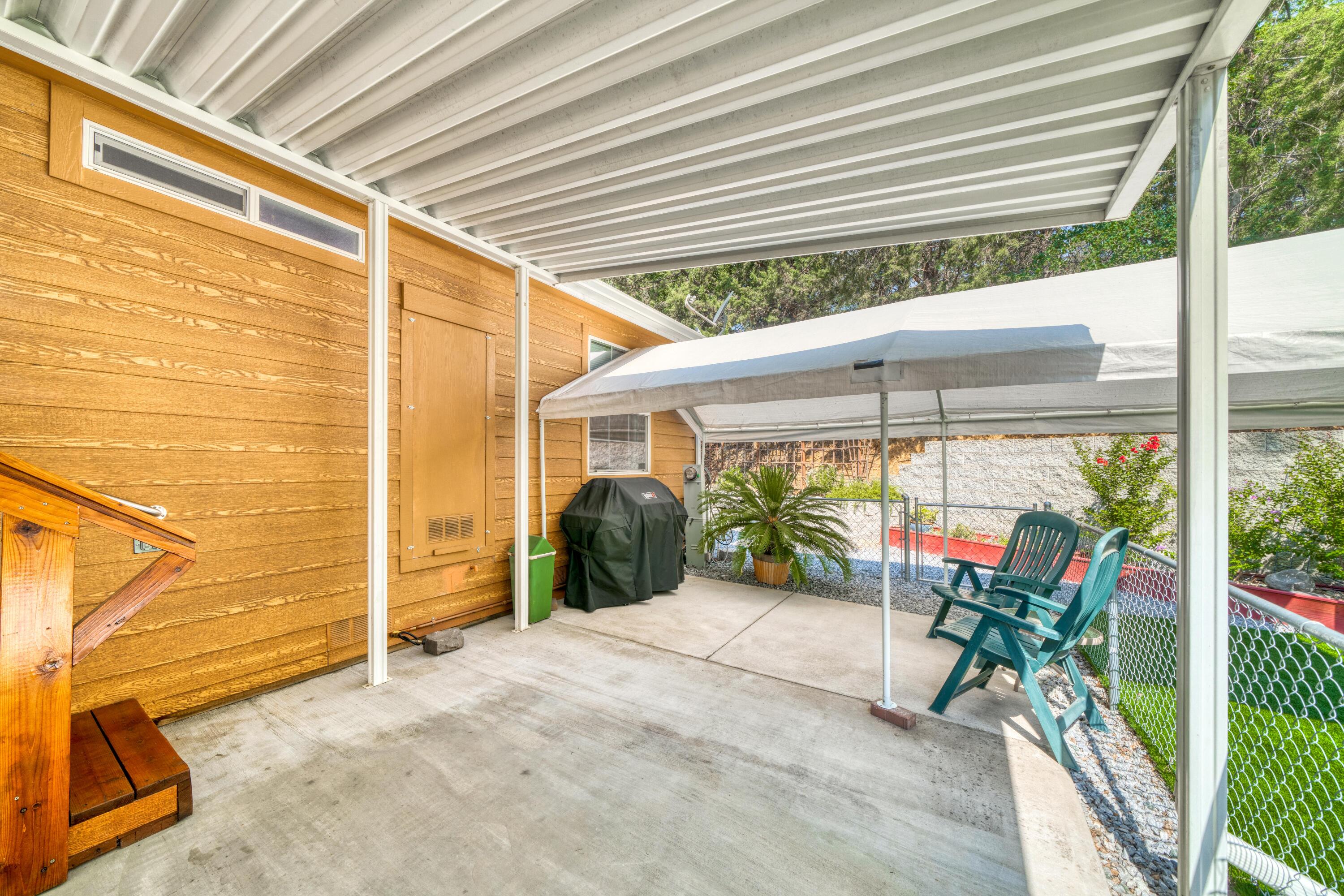 1390 Aztec Path Redding, CA 96003 - Photo 18 of 33 IMG-18