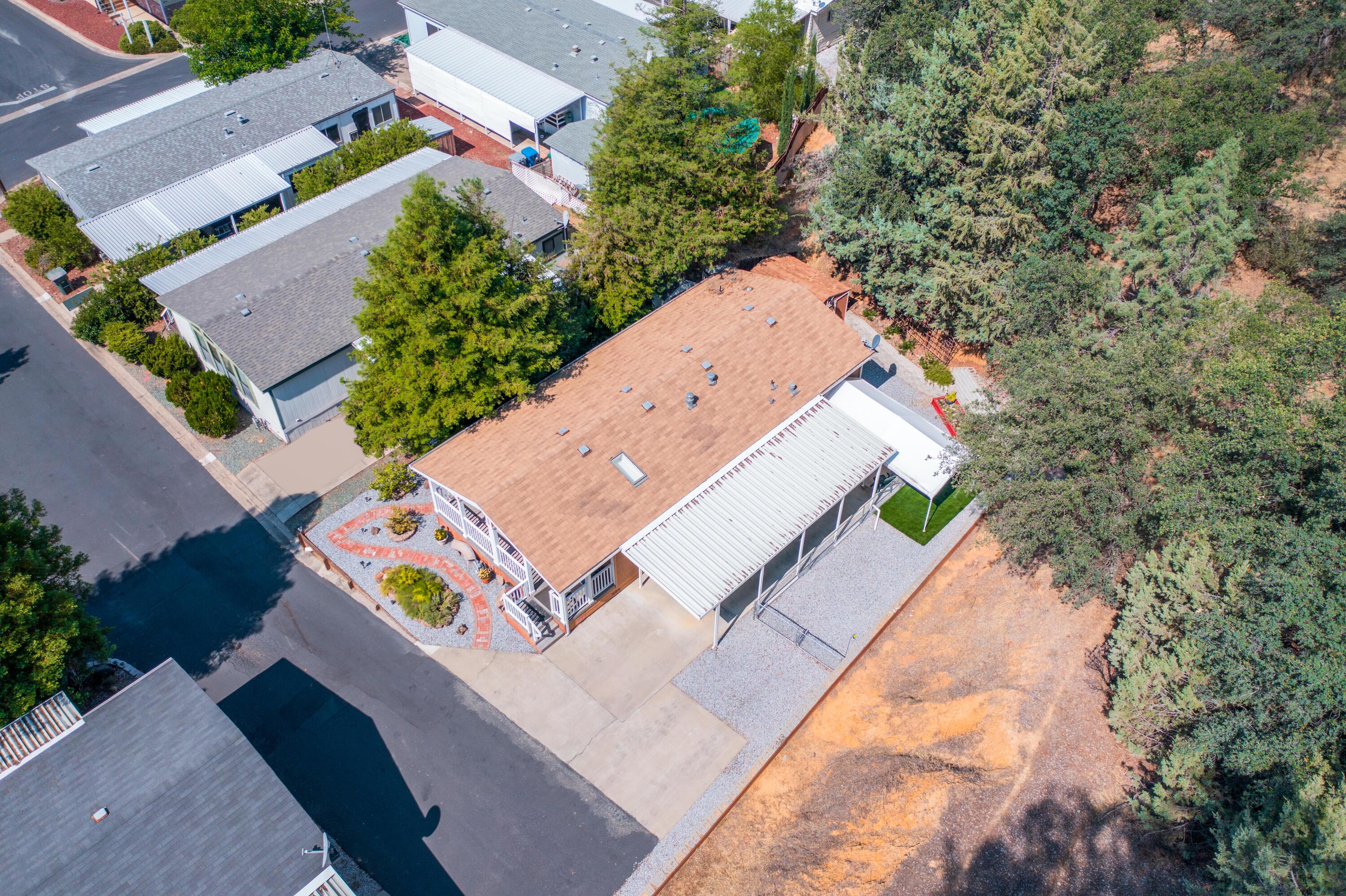 1390 Aztec Path Redding, CA 96003 - Photo 24 of 33 IMG-24