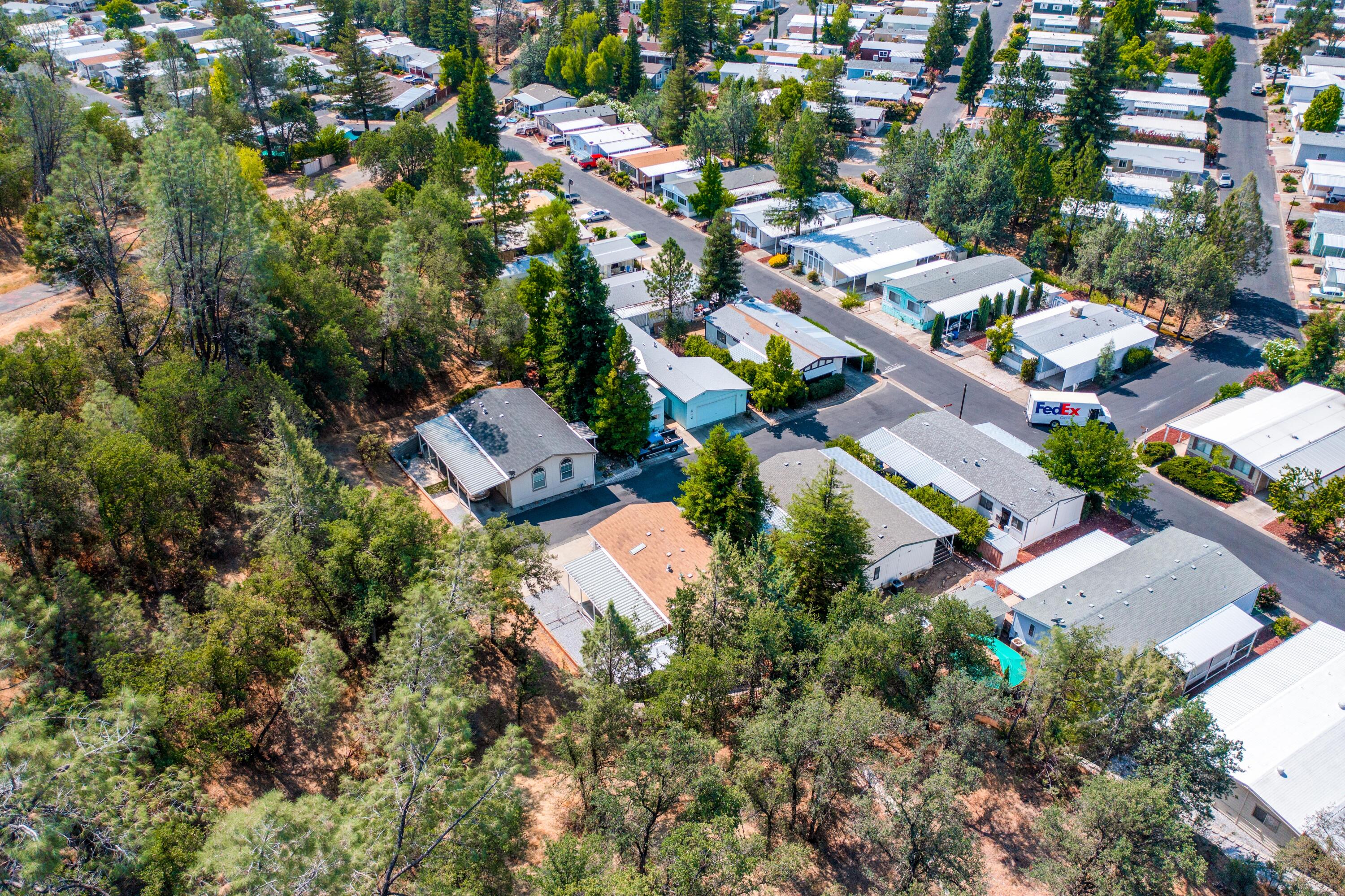 1390 Aztec Path Redding, CA 96003 - Photo 26 of 33 IMG-26