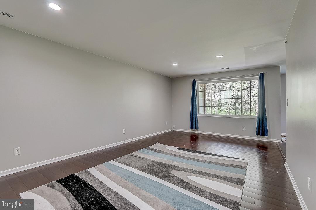 400 Kilree Road, Unit 101 Lutherville-Timonium, MD 21093 - Photo 18 of 35 Gallery Image 18