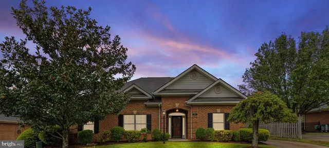 $2,825 | 188 Brittany Lane, Warrenton, VA 20186