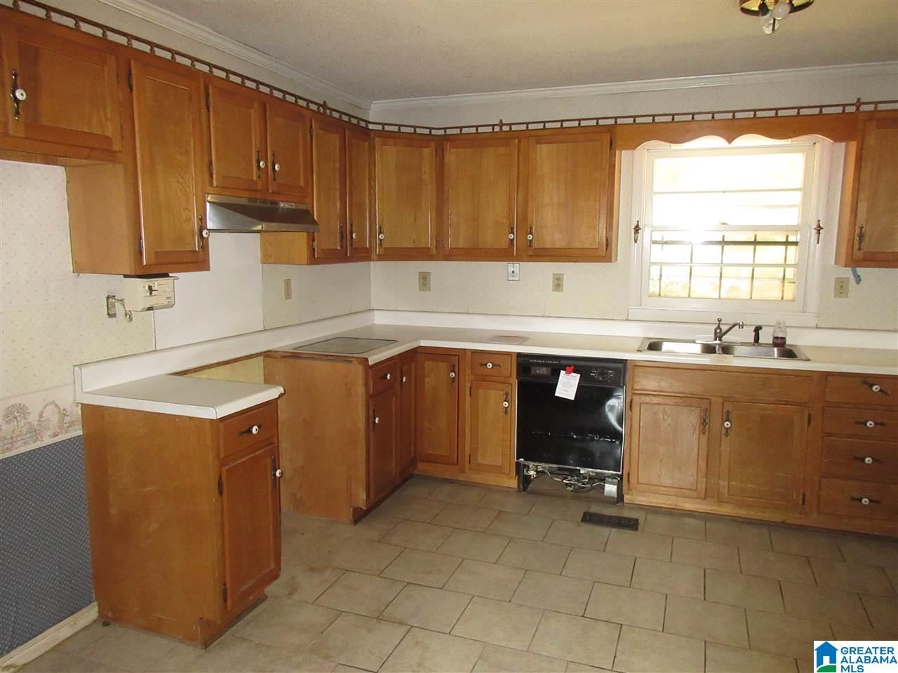 236 Walker Road Birmingham, AL 35214 - Photo 4 of 8