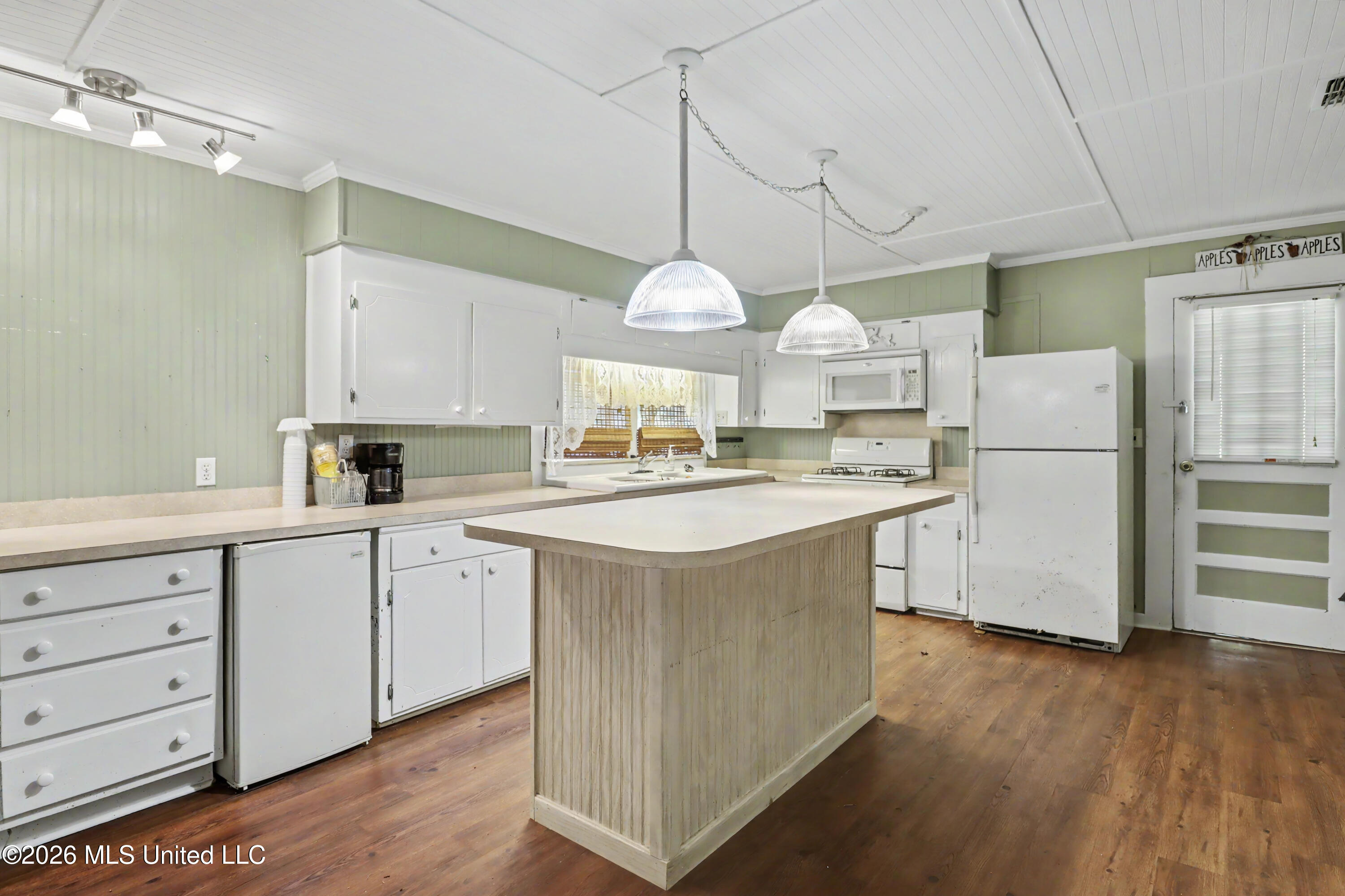 202 St John Road Brooklyn, MS 39425 - Photo 16 of 28 IMG_1705