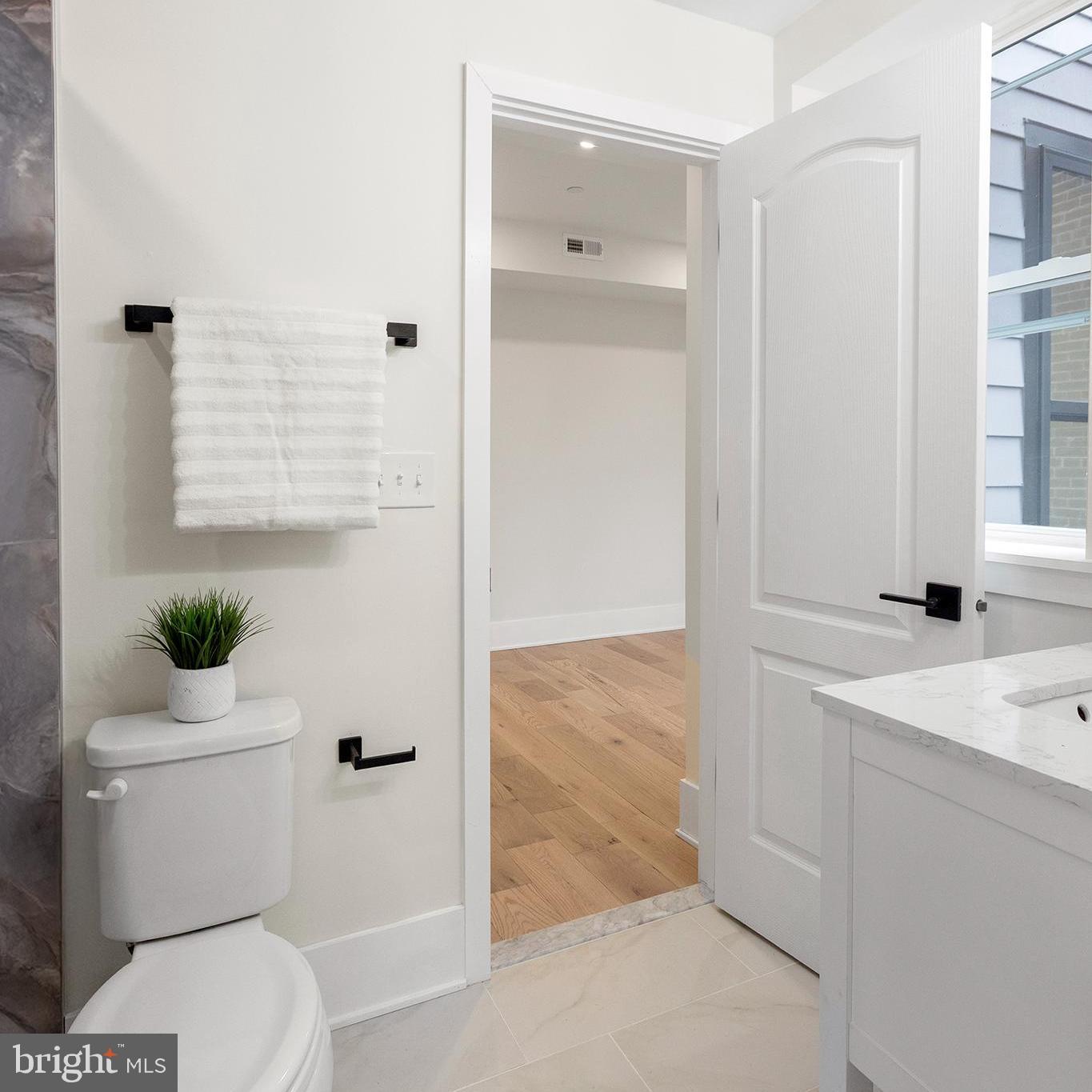 5404 4th Street Northwest, Unit 2 Washington, DC 20011 - Photo 22 of 52 Main Level Bathroom 1