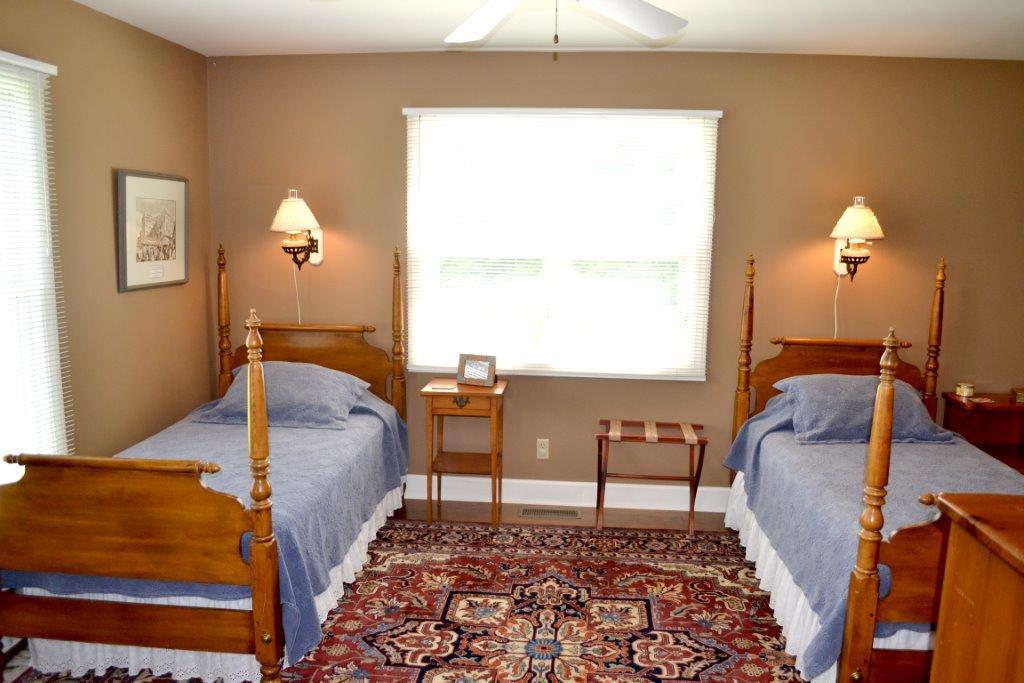 1812 Diamond Hill Road Moneta, VA 24121 - Photo 44 of 88 DSC_0237