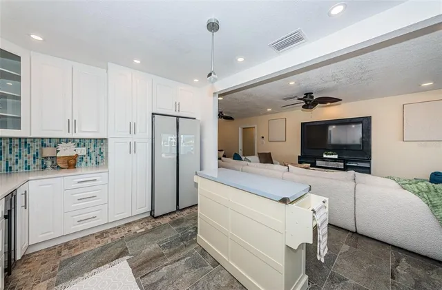 $1,488,000 | 14223 East Parsley Drive, Madeira Beach, FL 33708