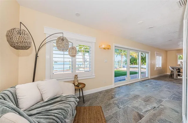 $1,488,000 | 14223 East Parsley Drive, Madeira Beach, FL 33708