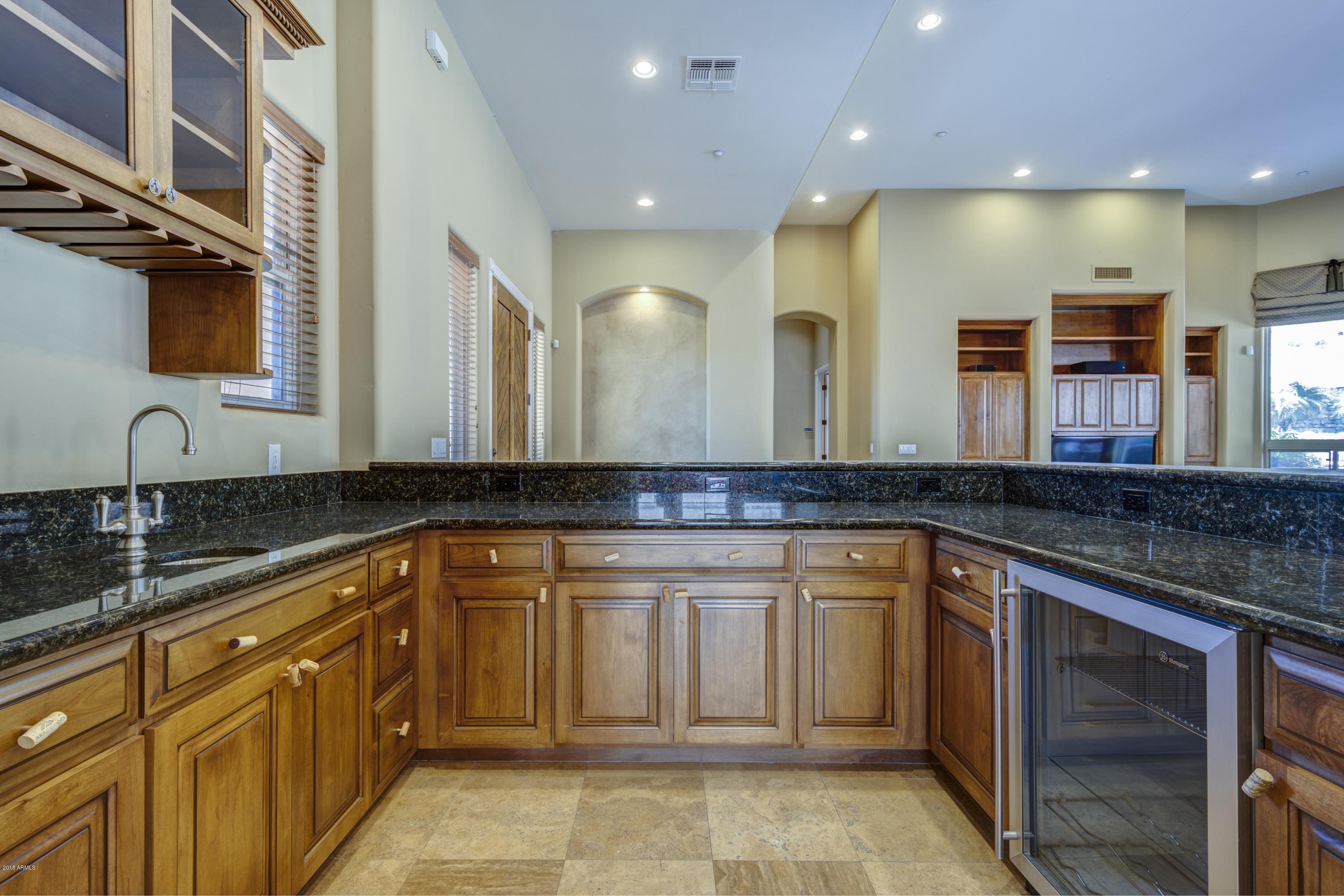 14296 East Coyote Road Scottsdale, AZ 85259 - Photo 6 of 40 008_Full Wet Bar