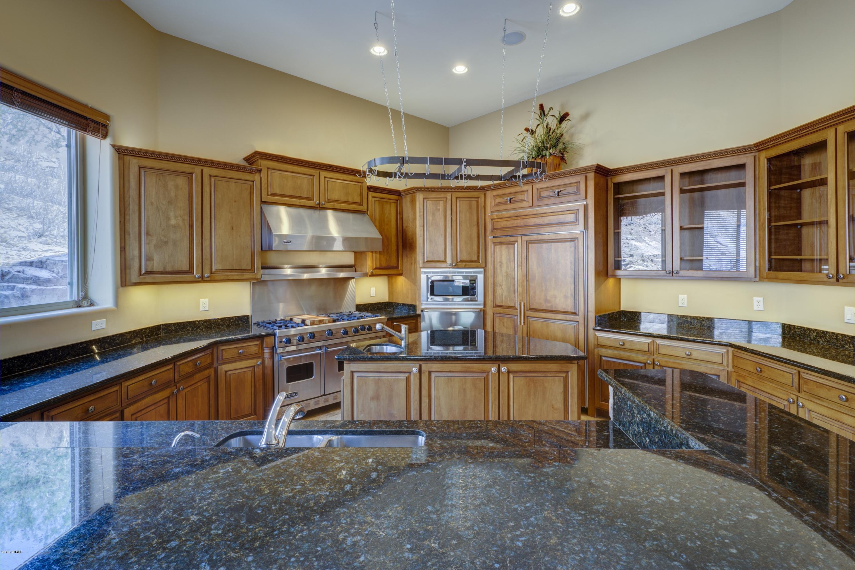 14296 East Coyote Road Scottsdale, AZ 85259 - Photo 9 of 40 010_Kitchen