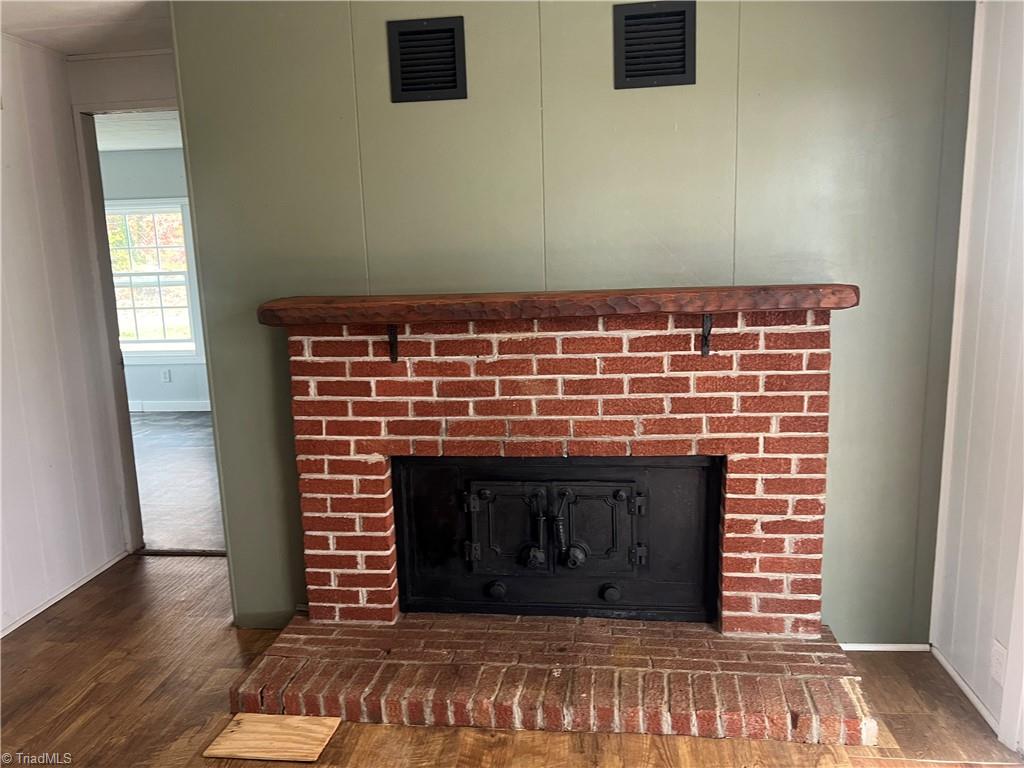 184 Benjamin Street Mount Airy, NC 27030 - Photo 6 of 21