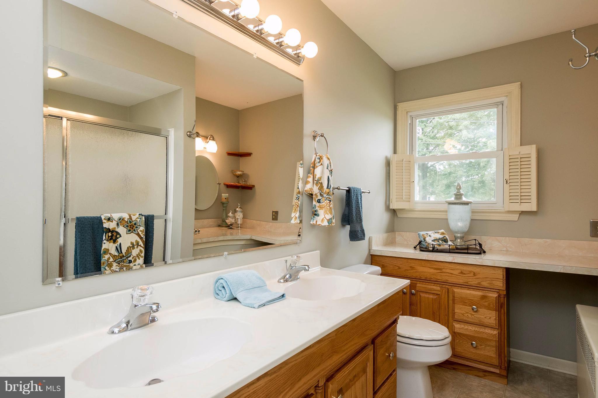 918 Gahle Road Westminster, MD 21157 - Photo 17 of 29 Full Bath 2