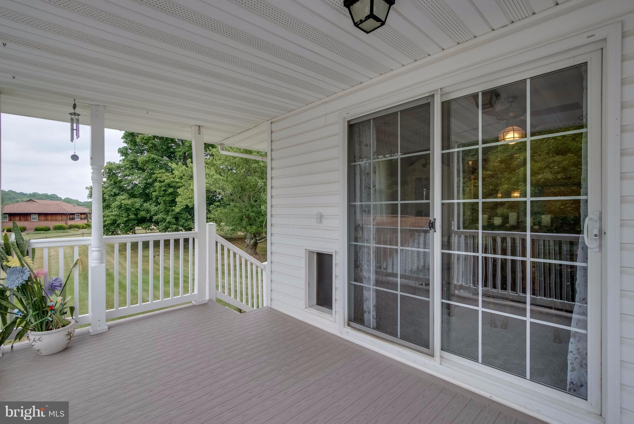 918 Gahle Road Westminster, MD 21157 - Photo 7 of 29 Large Slider to Dining Room