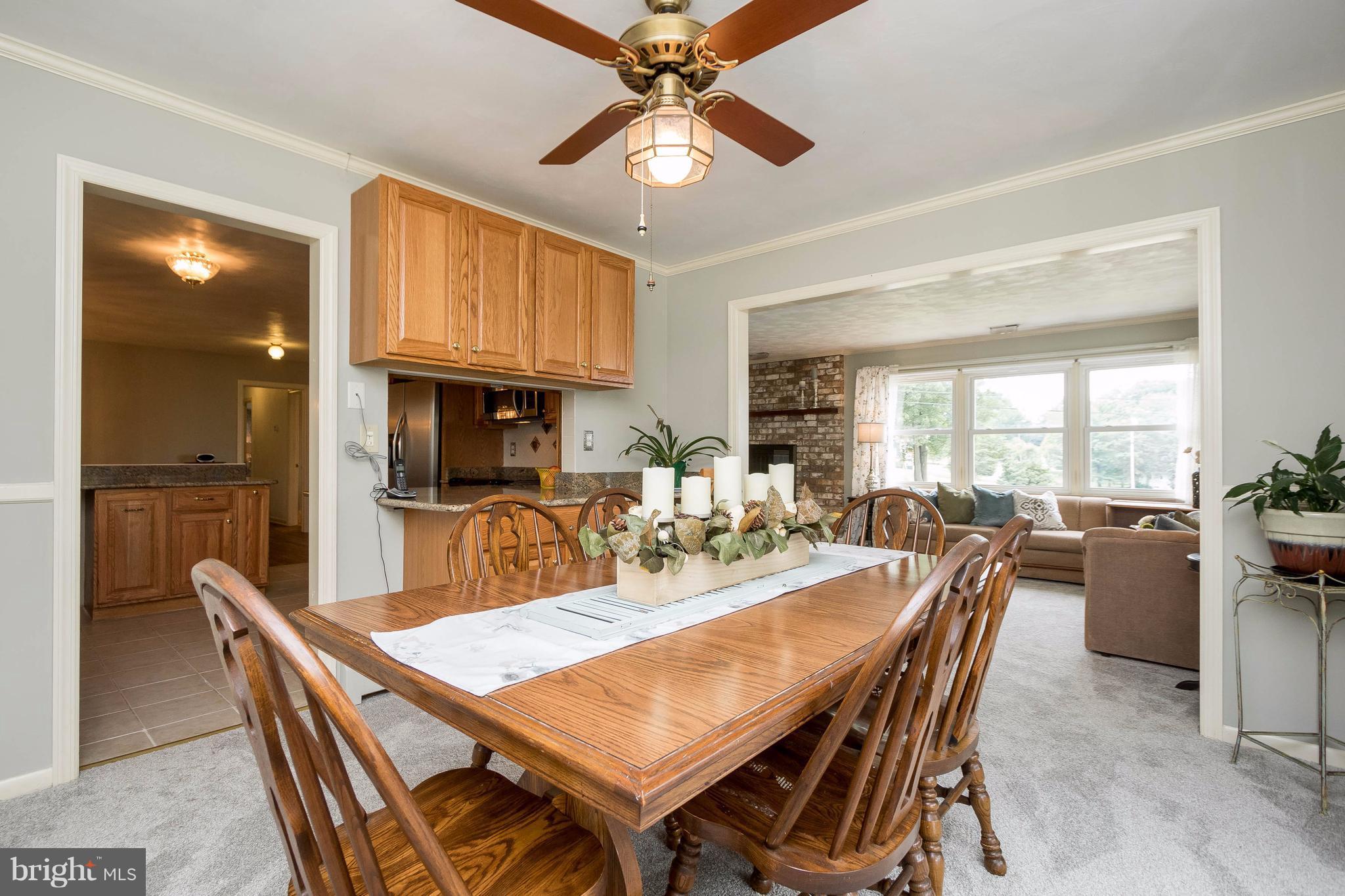 918 Gahle Road Westminster, MD 21157 - Photo 10 of 29 Dining Room