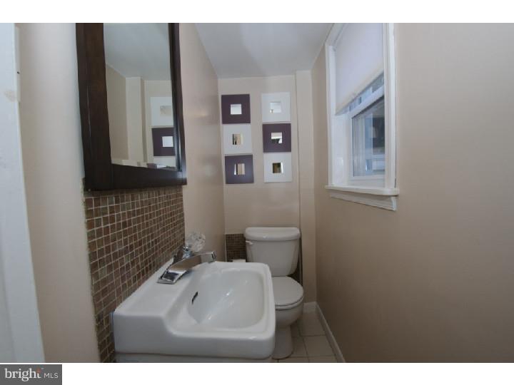 403 Penn Oak Road Flourtown, PA 19031 - Photo 15 of 21 Bathroom