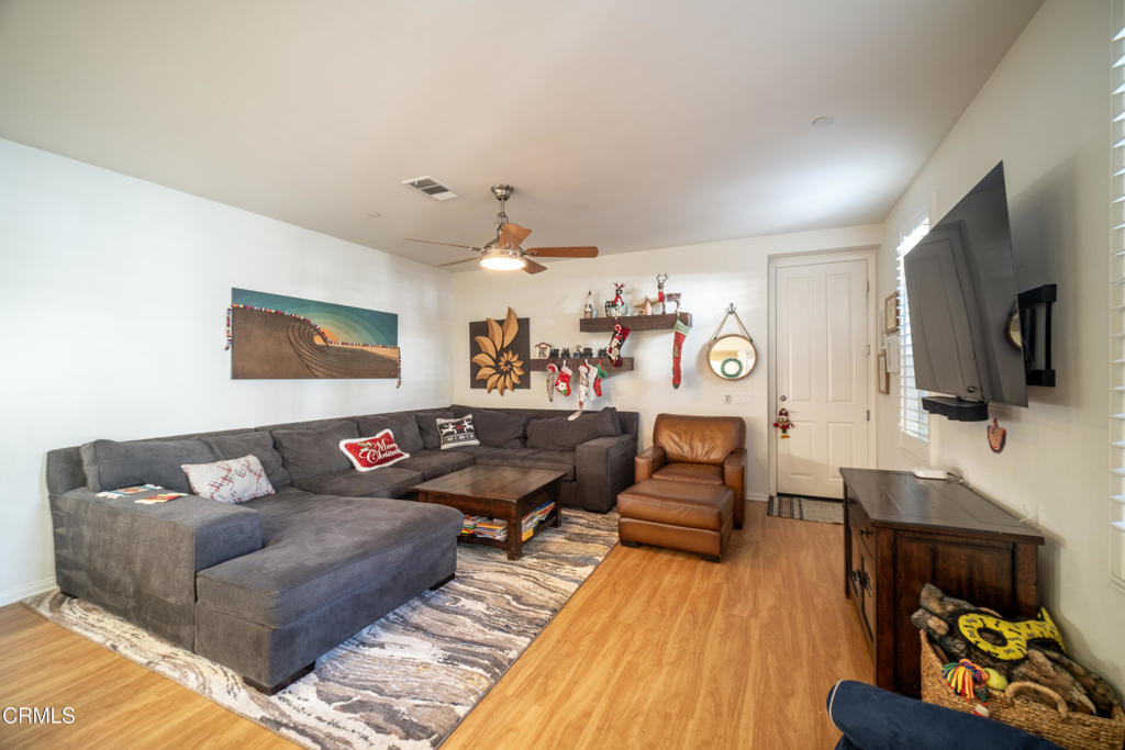 3155 London Lane Oxnard, CA 93036 - Photo 12 of 26