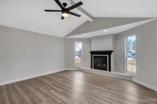 $374,400 | 74 Jane Drive, St. Peters, MO 63376