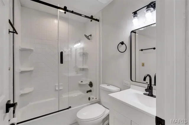 $374,400 | 74 Jane Drive, St. Peters, MO 63376