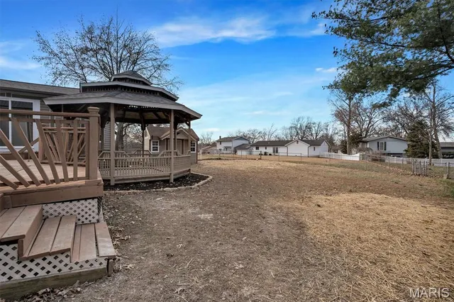 $374,400 | 74 Jane Drive, St. Peters, MO 63376