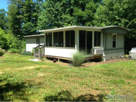 3870 Macedonia Road Saluda, NC 28773 - Photo 9 of 15 Gallery Image 9