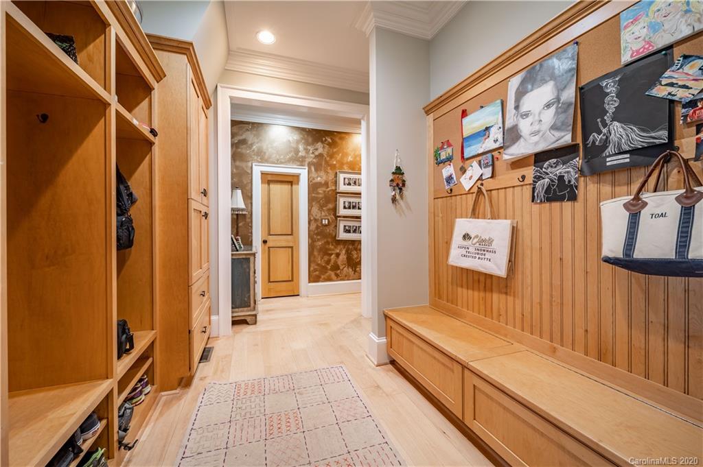 7418 Buckland Road Charlotte, NC 28278 - Photo 37 of 48 Gallery Image 37