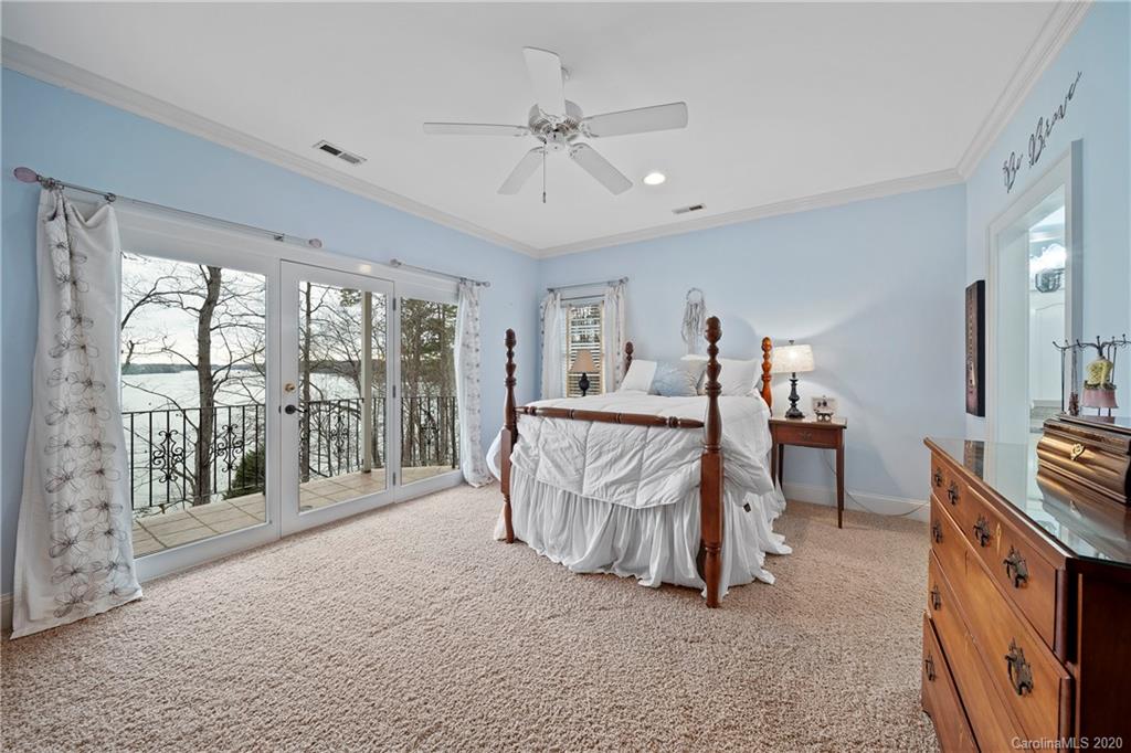 7418 Buckland Road Charlotte, NC 28278 - Photo 39 of 48 Gallery Image 39