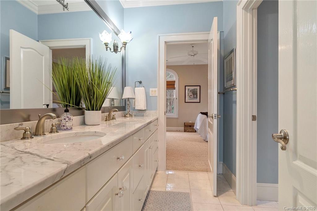 7418 Buckland Road Charlotte, NC 28278 - Photo 41 of 48 Gallery Image 41