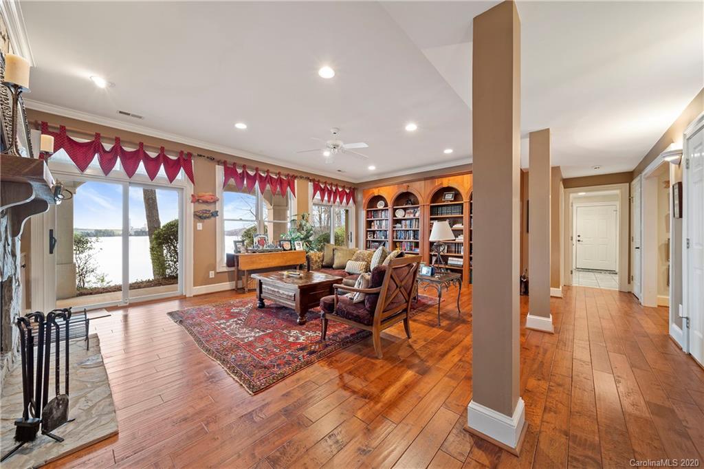 7418 Buckland Road Charlotte, NC 28278 - Photo 44 of 48 Gallery Image 44