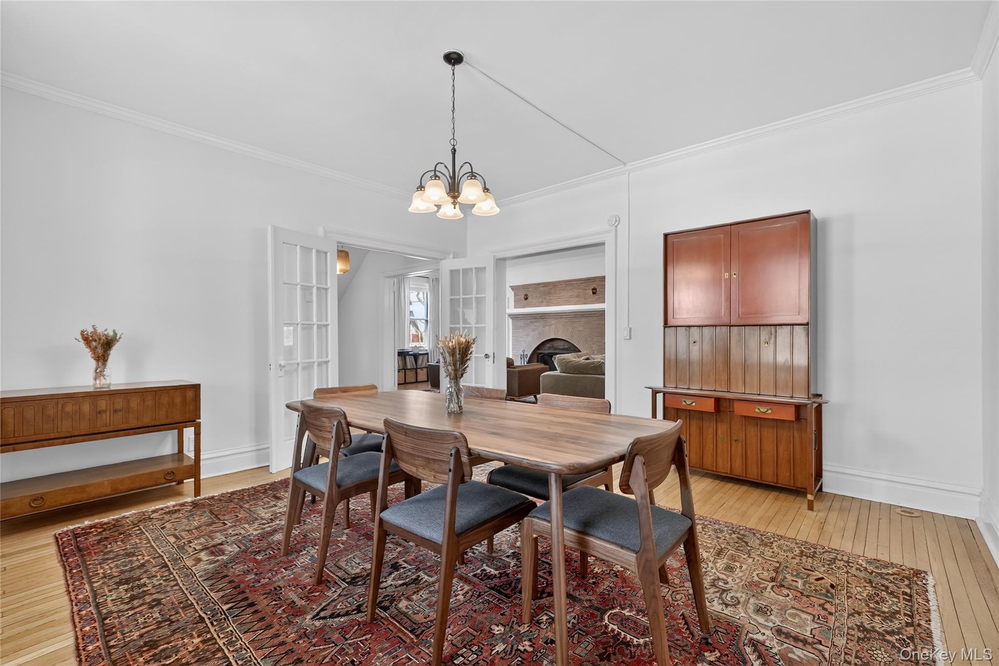 152 Sutton Manor Road New Rochelle, NY 10801 - Photo 14 of 49