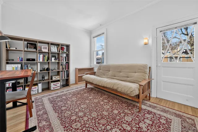 $1,125,000 | 152 Sutton Manor Road, New Rochelle, NY 10801