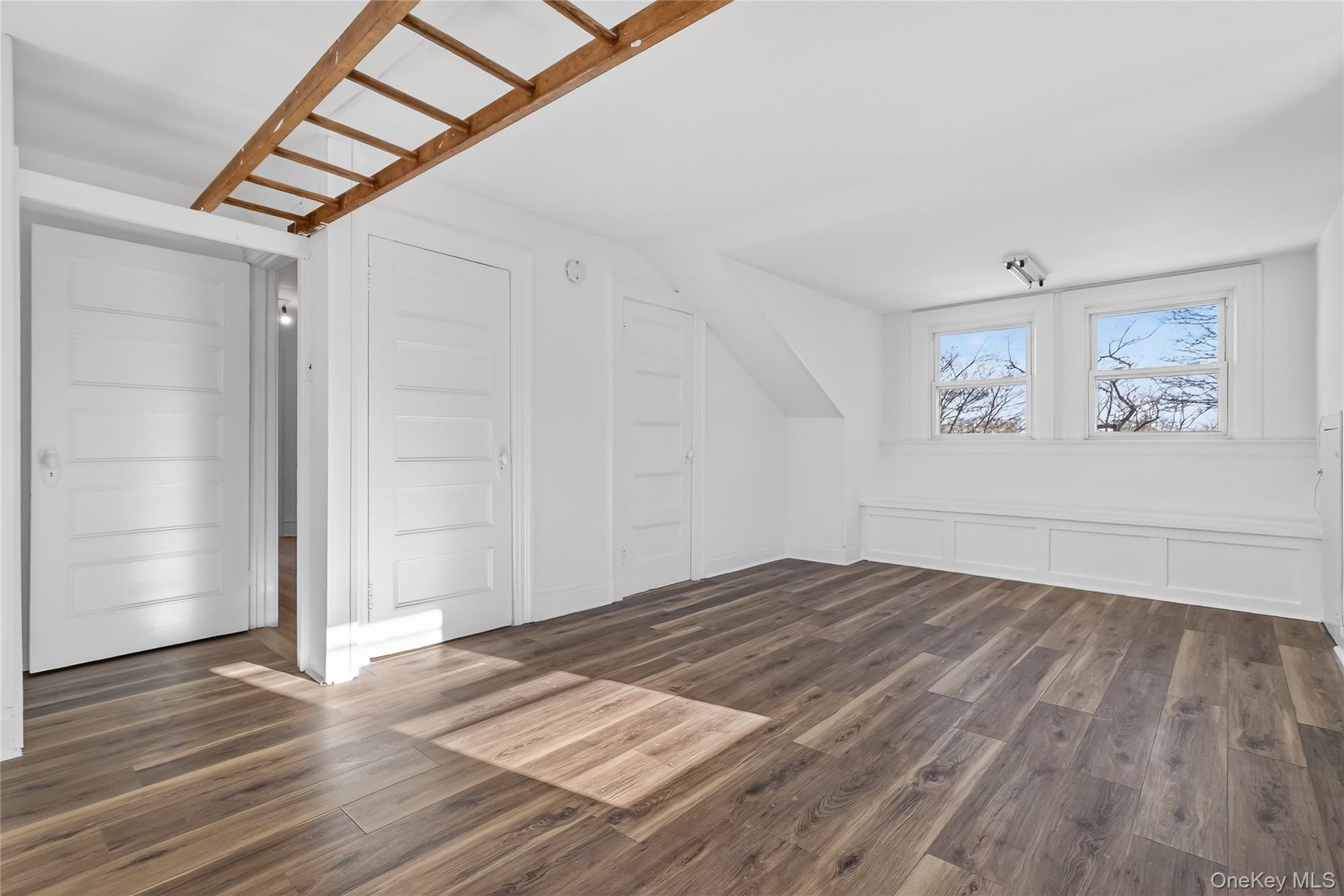 152 Sutton Manor Road New Rochelle, NY 10801 - Photo 35 of 49