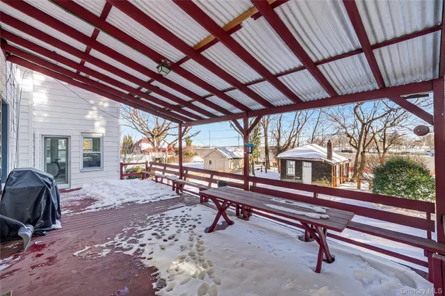 $1,125,000 | 152 Sutton Manor Road, New Rochelle, NY 10801