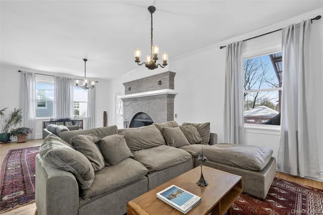 $1,125,000 | 152 Sutton Manor Road, New Rochelle, NY 10801