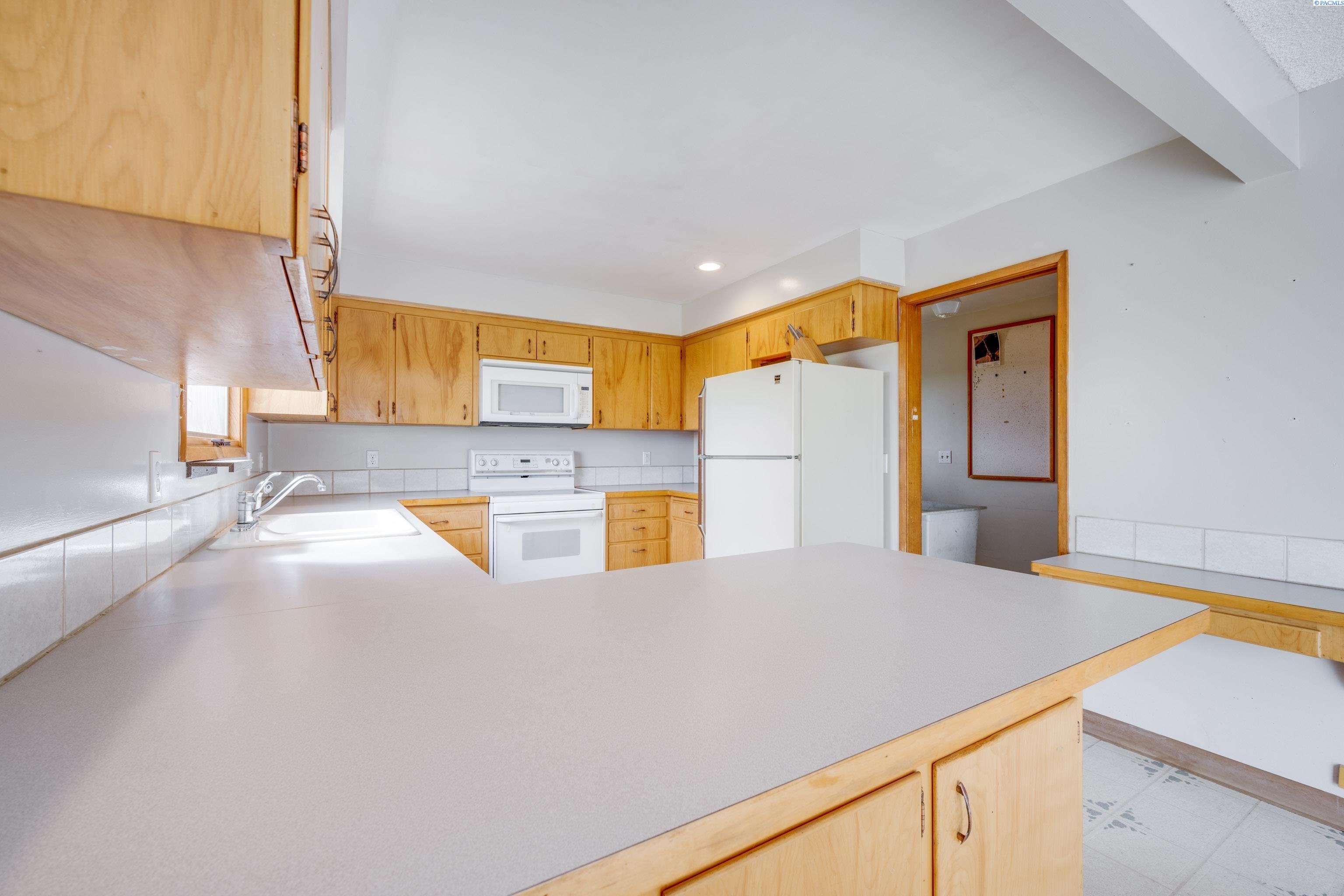 17551 Endicott E Road Endicott, WA 99125 - Photo 11 of 39 Gallery Image 11