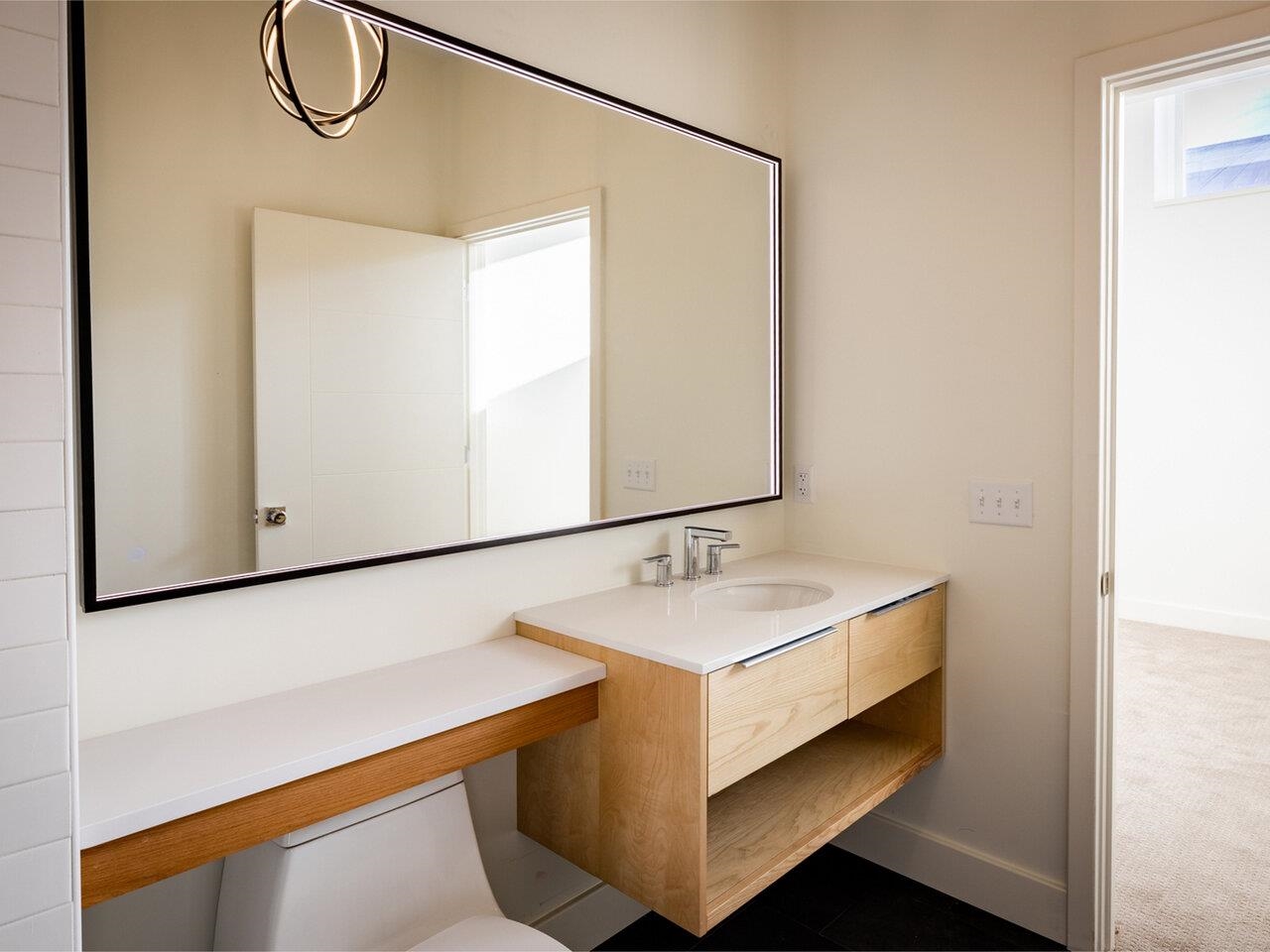 131 Main Street, Unit 2A1 Burlington, VT 05401 - Photo 11 of 29