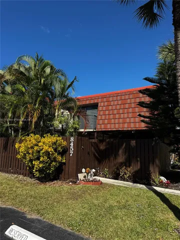 $470,000 | 8457 Boca Rio Drive, Boca Raton, FL 33433