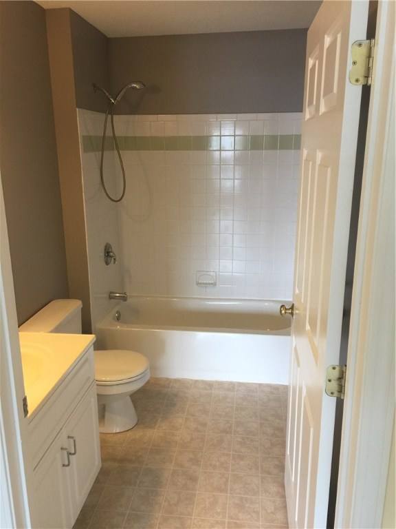 86 Mill Street, Unit 302 Woonsocket, RI 02895 - Photo 11 of 15 Gallery Image 11