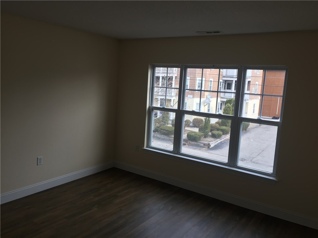 86 Mill Street, Unit 302 Woonsocket, RI 02895 - Photo 7 of 15 Gallery Image 7