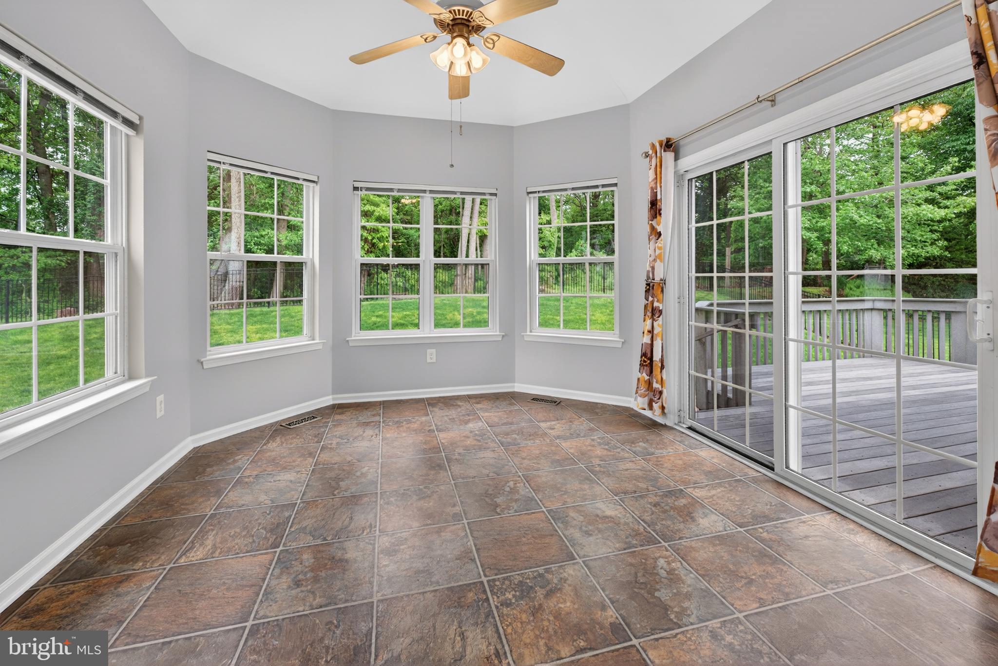 189 Aleksander Lane Mount Royal, NJ 08061 - Photo 13 of 60 Sun room!