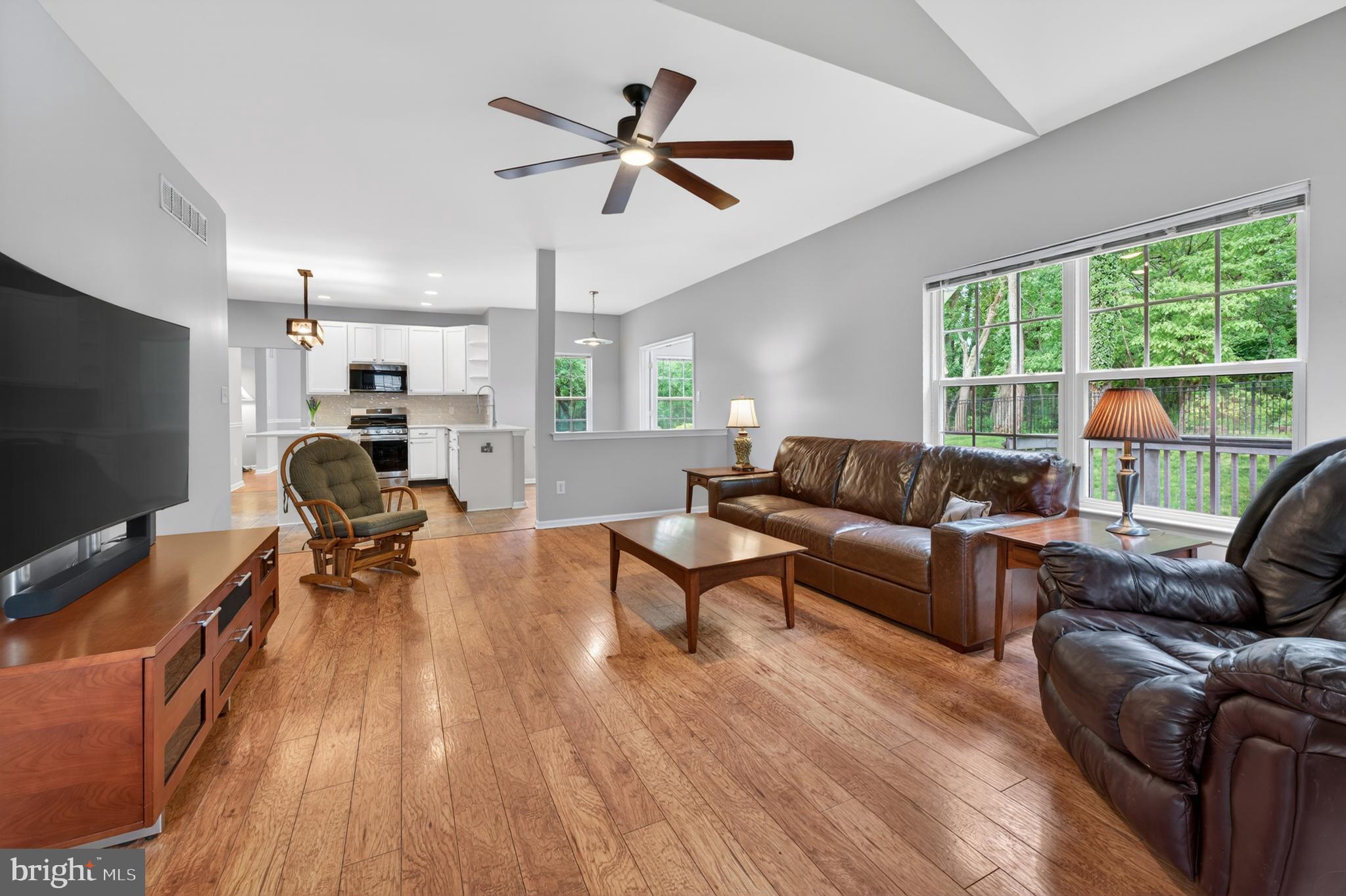 189 Aleksander Lane Mount Royal, NJ 08061 - Photo 15 of 60 Bright and spacious!