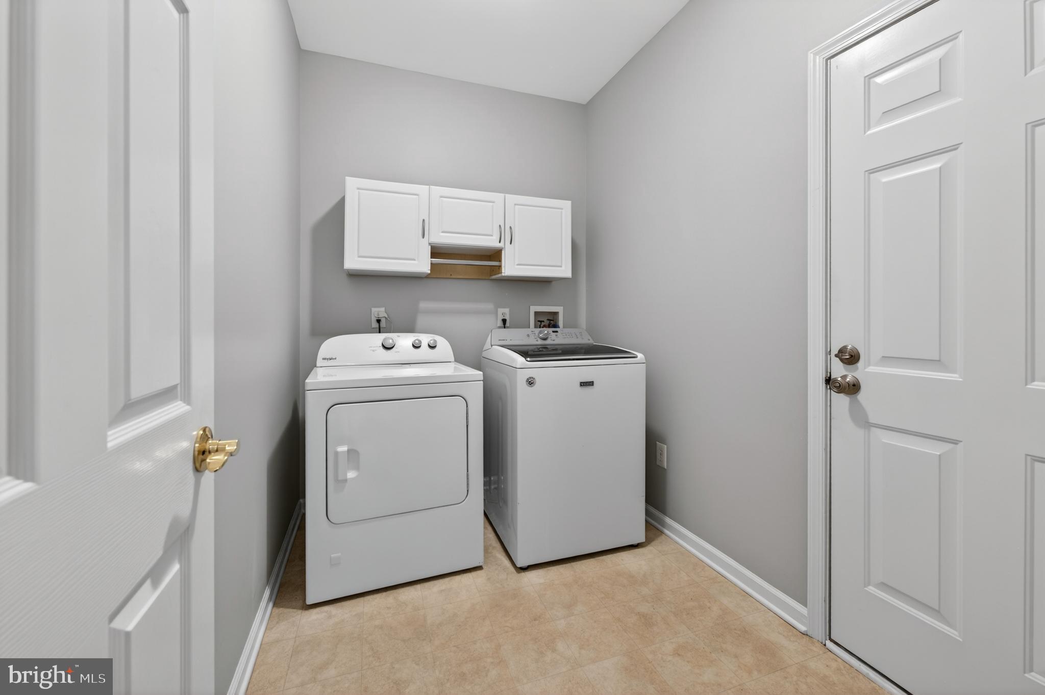 189 Aleksander Lane Mount Royal, NJ 08061 - Photo 17 of 60 Laundry room on main level