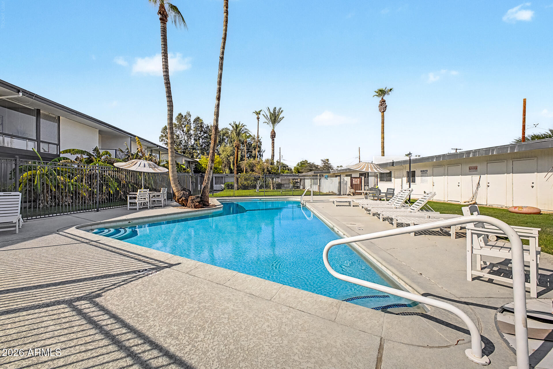 3270 East Camelback Road, Unit 114 Phoenix, AZ 85018 - Photo 26 of 31 Community Pool