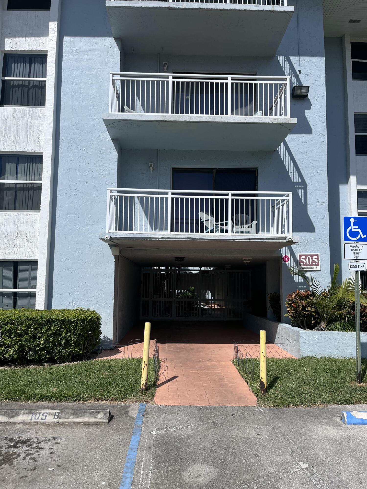 505 South Pine Island Road, Unit 407B Plantation, FL 33324 - Photo 4 of 28 IMG_4930