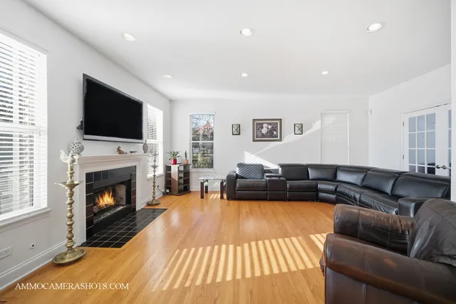 $675,000 | 1205 Red Clover Drive, Naperville, IL 60564