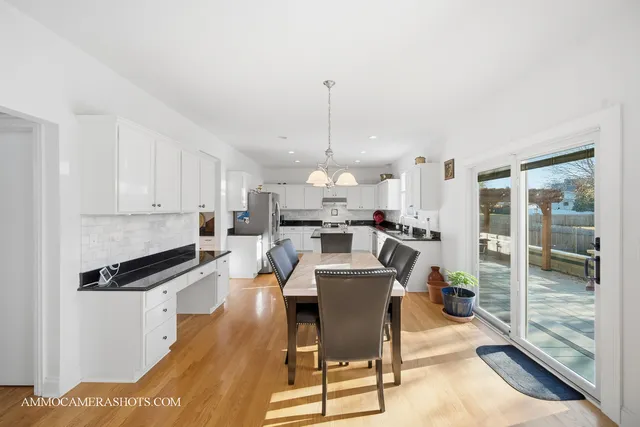 $675,000 | 1205 Red Clover Drive, Naperville, IL 60564