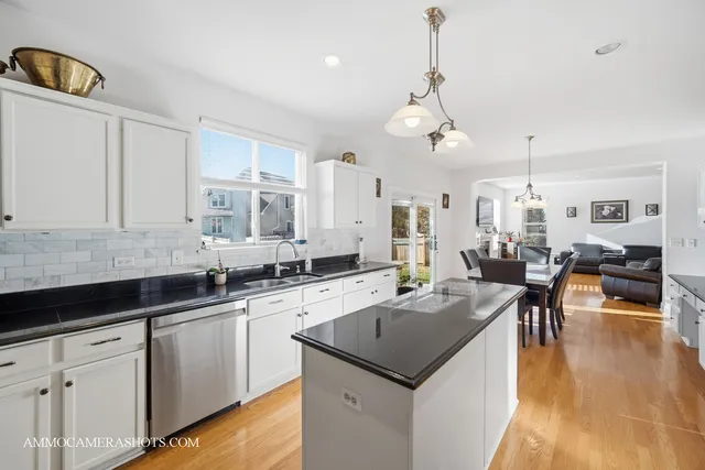 $675,000 | 1205 Red Clover Drive, Naperville, IL 60564